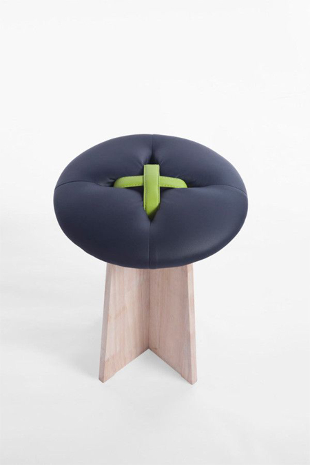 button-stool