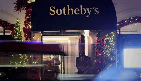 sothebys_facade