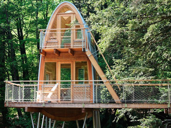 10 amazing treehouses that will wake up your inner child