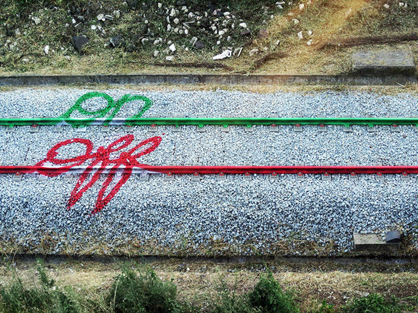 train-tracks-bordalo-5