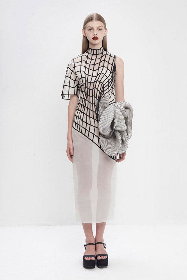 noa-raviv-stratasys-hard-copy-fashion-collection-3d-printing-israel-designboom-10