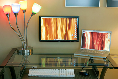7-mac-on-the-wall