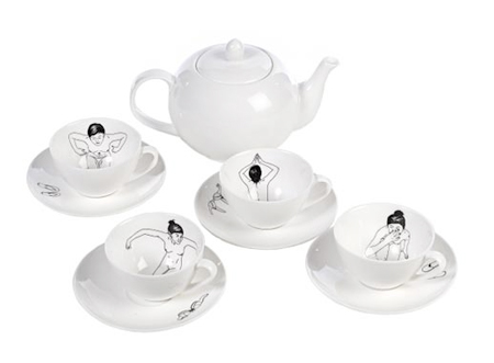 Bathing Girls Tea Set