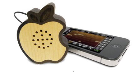 10 awesome wooden gadgets