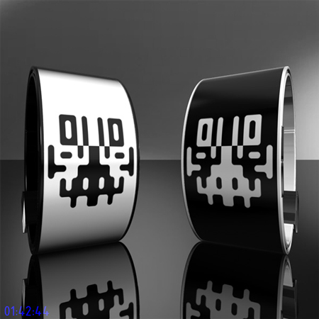 Inkblot Inspired E-Ink Watch