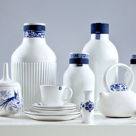 Blue D1653: contemporary Dutch porcelain