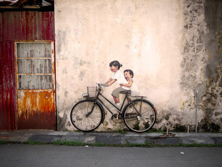 Interactive paintings on the streets of Malaysia