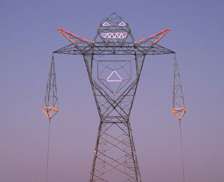 Colosso: an electricity pylon turned into a giant robot
