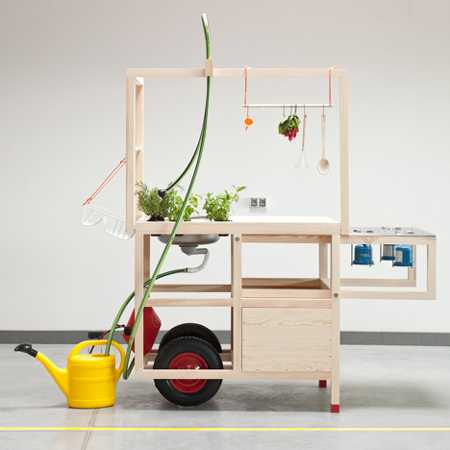 Mobile kitchen wins the first NWW Design Award