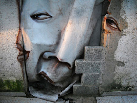 The distorted street faces of Andre Muniz Gonzaga