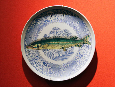 fornasetti-plates-il-patto-forte-designboom-02