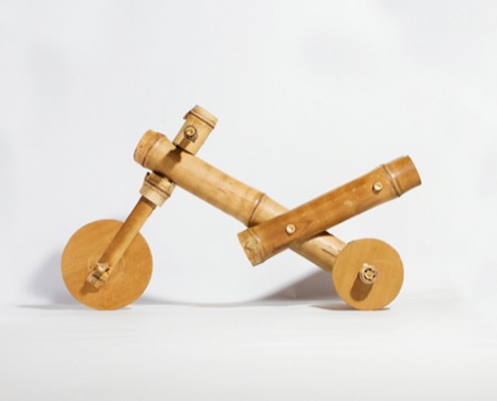 dezeen_Bamboo-tricycle-by-a21-studio_2