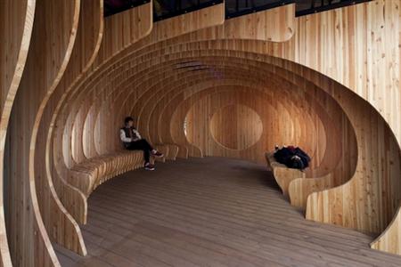 Wooden rest space in Seoul