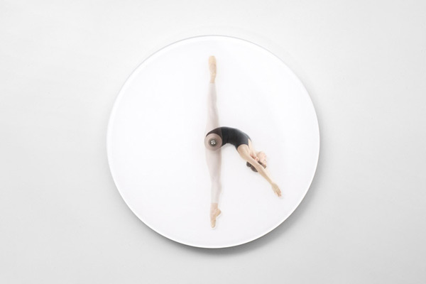 Dancing wall clock