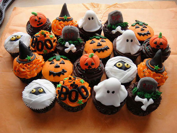 halloween_cupcakes_beautifullife_02