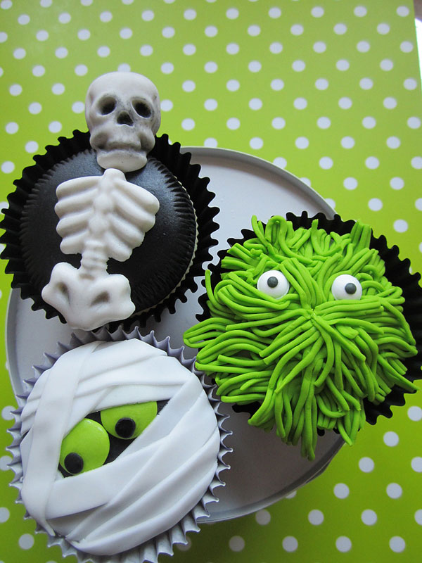 halloween_cupcakes_beautifullife_06