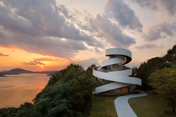 The ribbon chapel is spiraling to the sky