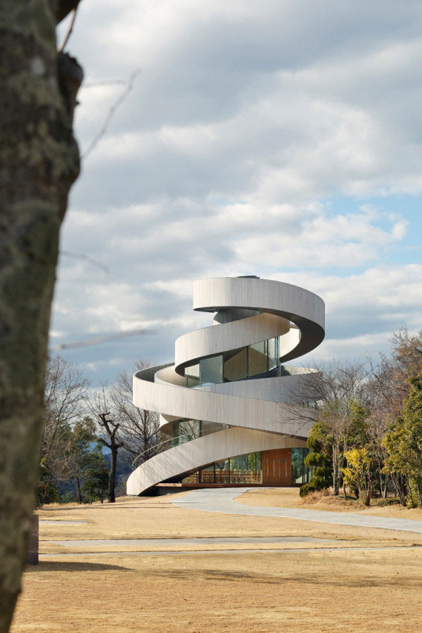 Ribbon-Chapel-NAP-Architects-16-600x900