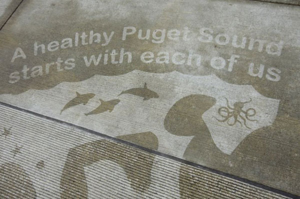 Illustrations-on-Sidewalks-Appear-When-Raining_5-640x426