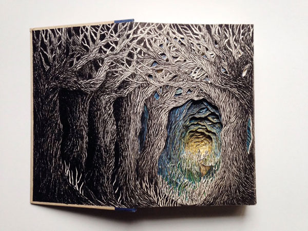 This artist gives a new life to old books