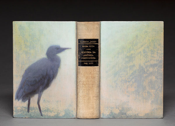 The natural habitat of birds sculpted into books