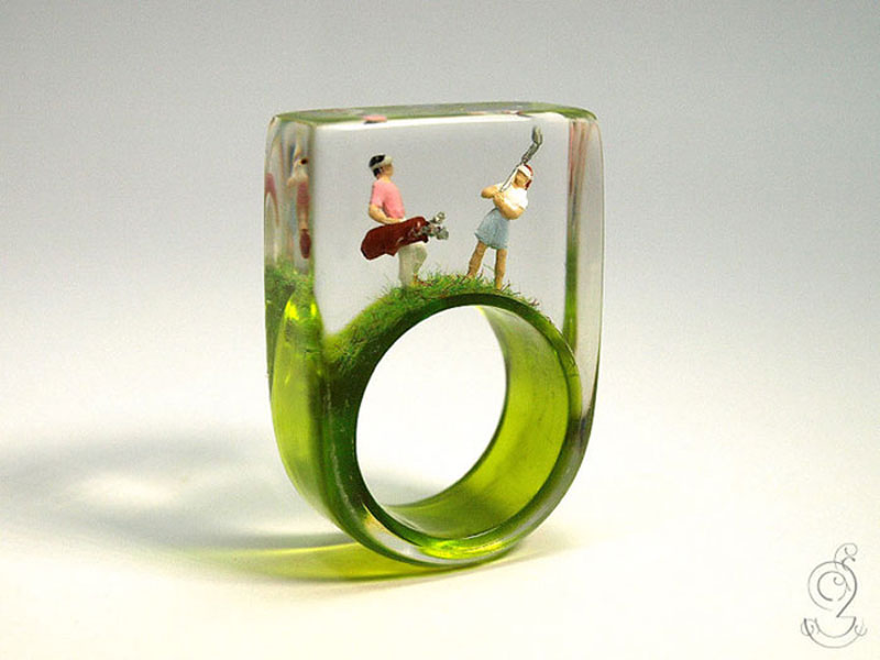 miniature-worlds-inside-jewelry (9)