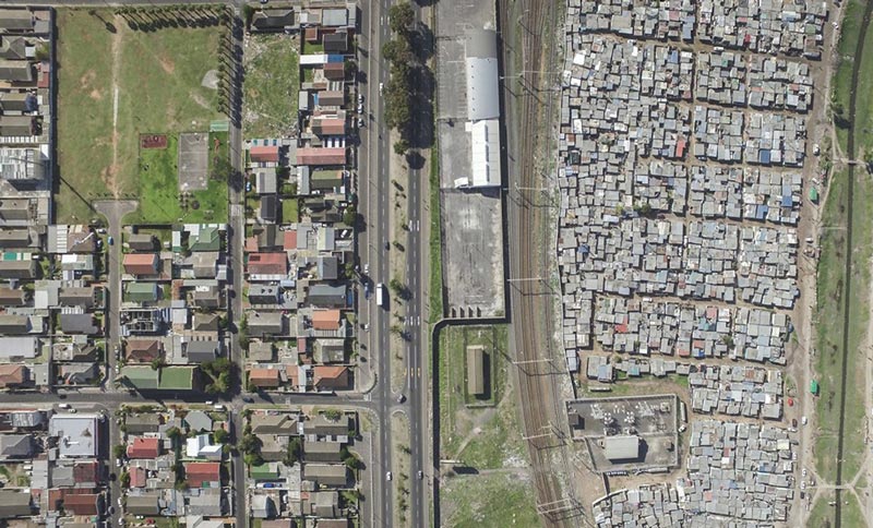 drone-photos-inequality-south-africa-johnny-miller-16