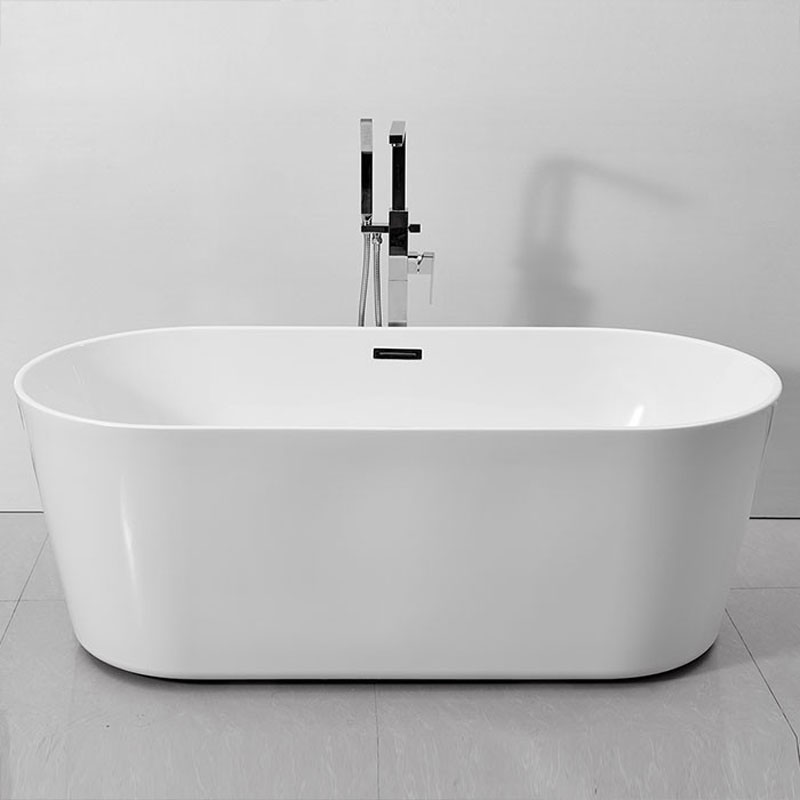 classic-freestanding-bathtub