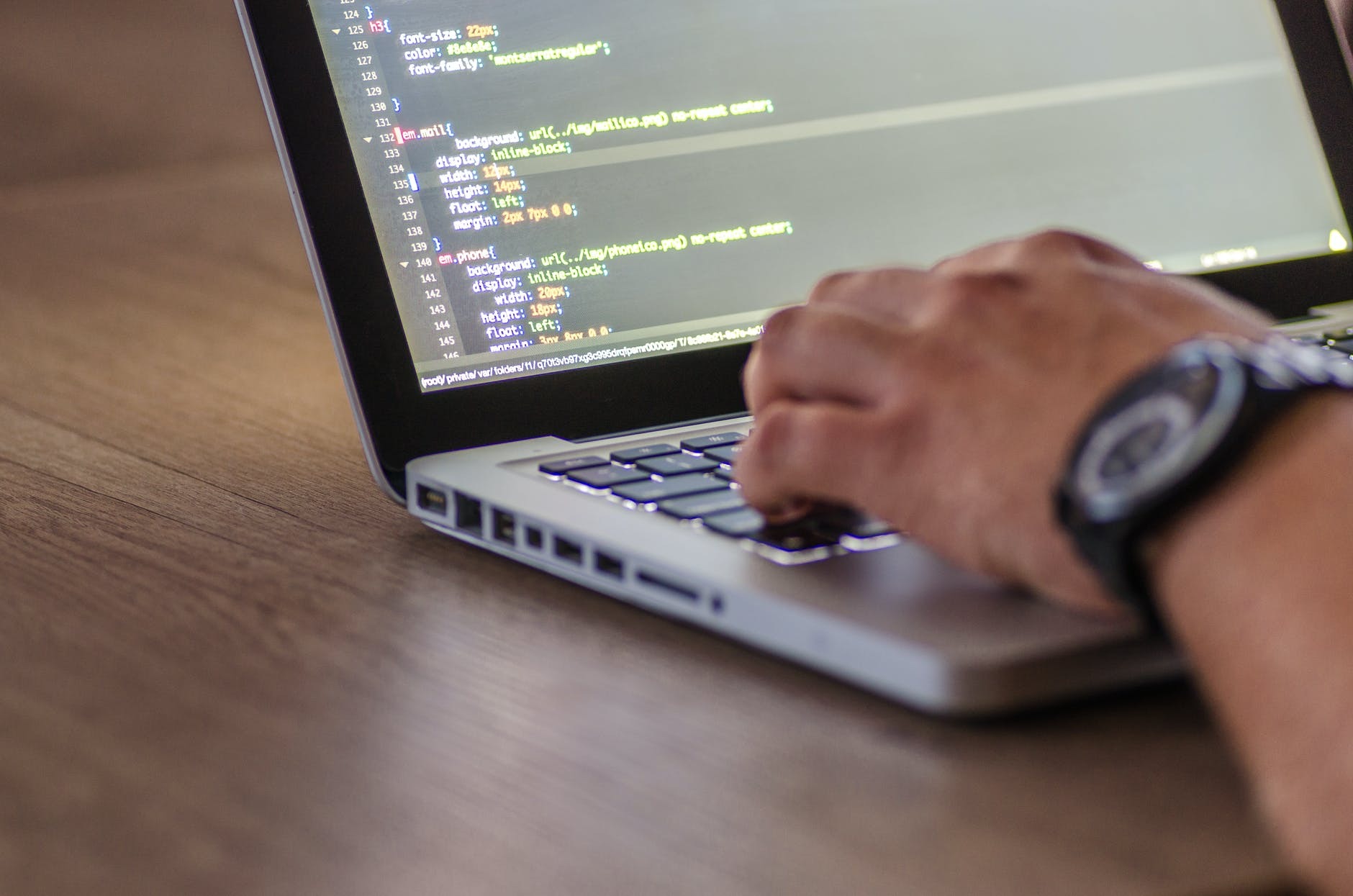 4 Reasons Why Website Translation Is Important to UX