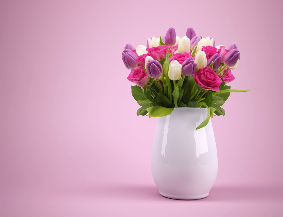 Best Flowers to Adorn Every Room in Your Home